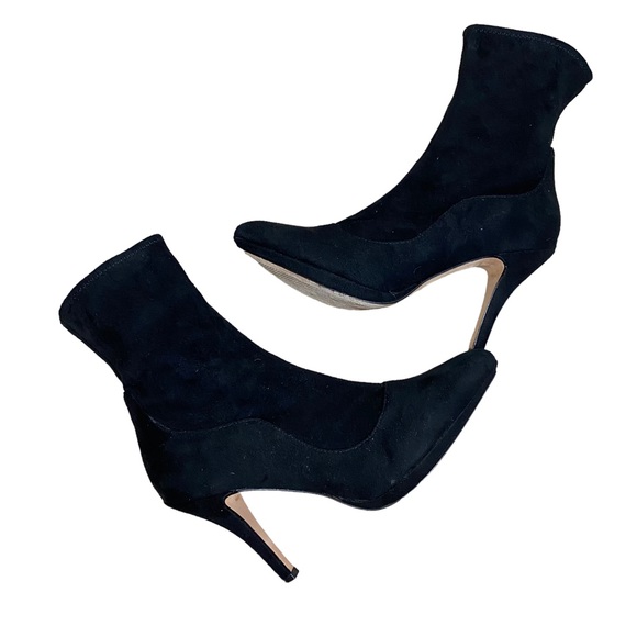 WHBM “Myles” pointed toe stretchy high heel sock bootie Size 8 - Picture 3 of 6